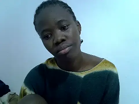 Snapshot of hey_its_andreana chatting on 07-17-26, 08:14 hey its andreana online show from 07-17-26, 08:14