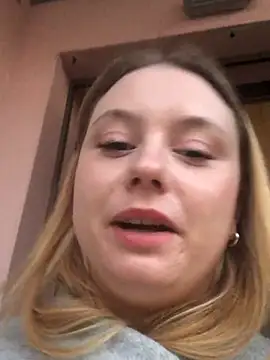 Snapshot of chloetarducci chatting on 03-02-25, 05:14 chloetarducci online show from 03-02-25, 05:14