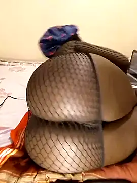 Snapshot of Misskhalifa_ chatting on 06-04-26, 11:27 Misskhalifa online show from 06-04-26, 11:27