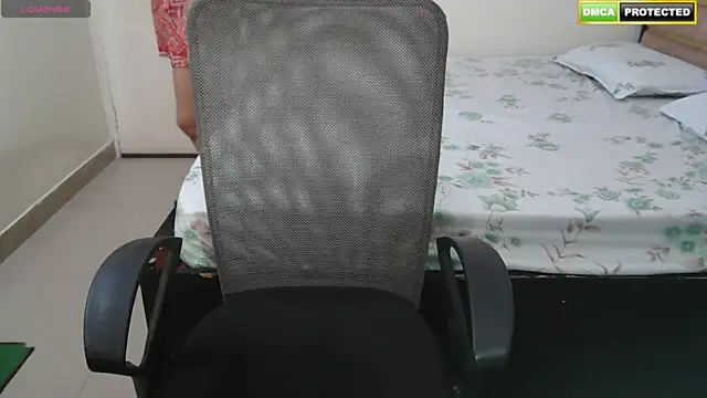 Snapshot of Annu-Darling chatting on 01-15-25, 07:26 Annu-Darling online show from 01-15-25, 07:26