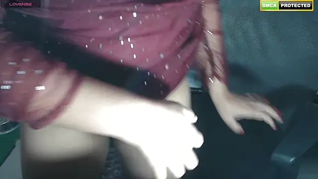 Snapshot of Annu-Darling chatting on 01-15-25, 10:27 Annu-Darling online show from 01-15-25, 10:27