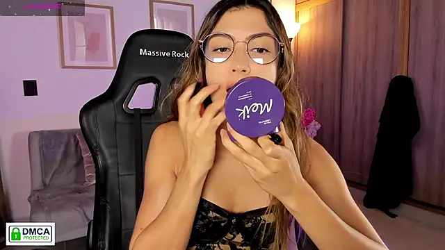 Lilabril online show from 04-23-26, 02:41