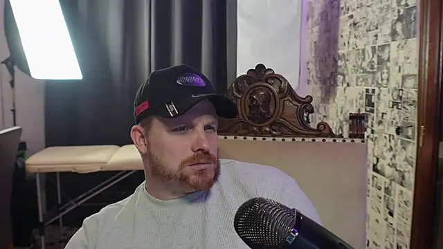 Snapshot of Be_N84 chatting on 01-21-25, 11:02 Be N84 online show from 01-21-25, 11:02