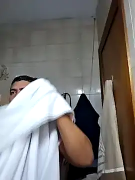 Snapshot of gordito_xx chatting on 12-21-24, 12:09 gordito xx online show from 12-21-24, 12:09