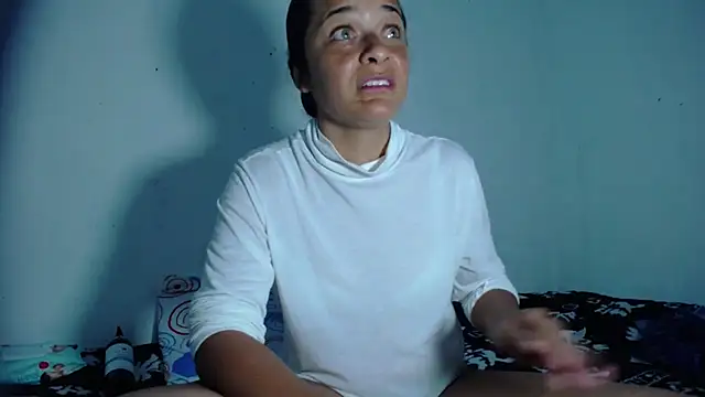 Snapshot of GiveLove1 chatting on 12-10-24, 05:07 GiveLove1 online show from 12-10-24, 05:07