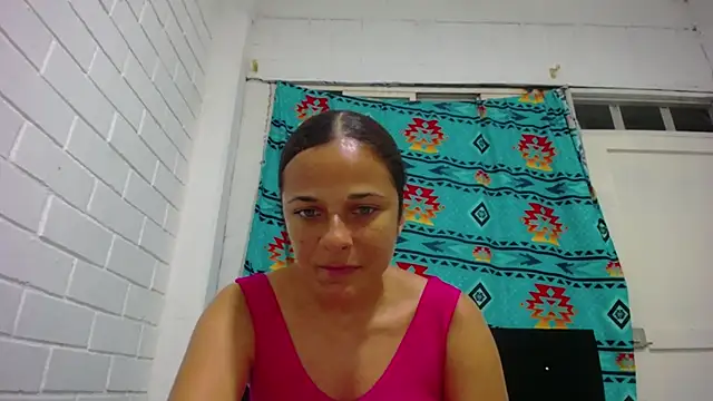 Snapshot of GiveLove1 chatting on 02-21-25, 02:50 GiveLove1 online show from 02-21-25, 02:50