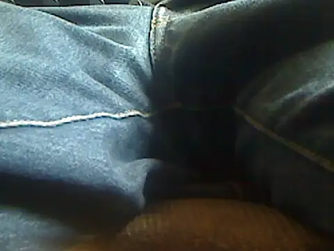 Snapshot of markluvskitty chatting on 06-18-26, 01:26 markluvskitty online show from 06-18-26, 01:26