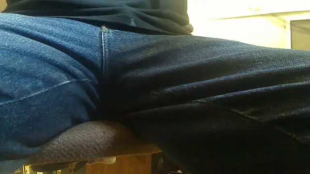Snapshot of markluvskitty chatting on 07-17-26, 12:34 markluvskitty online show from 07-17-26, 12:34