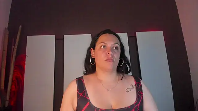 Biiancacox online show from 10-30-25, 02:57