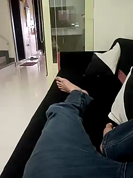 HeftyTheory7 online show from 11-06-25, 09:21