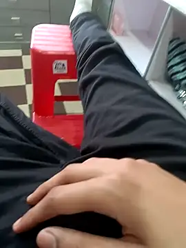 HeftyTheory7 online show from 12-04-25, 11:19