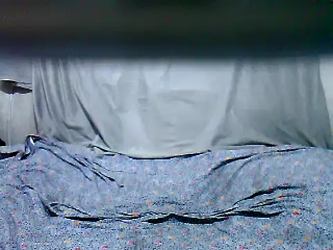 Snapshot of cutey-smile chatting on 02-05-25, 10:12 cutey-smile online show from 02-05-25, 10:12