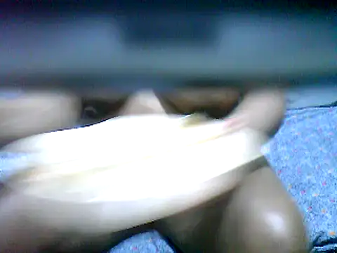 Snapshot of cutey-smile chatting on 02-10-25, 10:40 cutey-smile online show from 02-10-25, 10:40