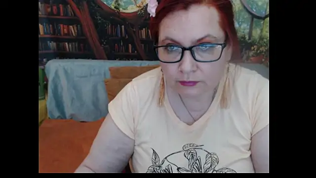 Snapshot of PlayfullMature chatting on 06-18-26, 05:06 PlayfullMature online show from 06-18-26, 05:06