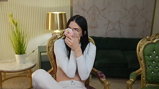 Tina Breeze online show from 03-21-25, 07:44