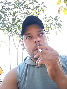 Snapshot of Widson321 chatting on 10-08-25, 10:13 Widson321 online show from 10-08-25, 10:13