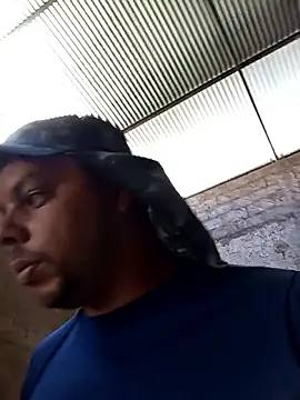 Snapshot of Widson321 chatting on 11-12-25, 01:11 Widson321 online show from 11-12-25, 01:11