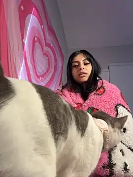 ThickerThanYoBitch online show from 10-17-25, 02:30