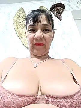 Snapshot of biancchi chatting on 07-06-26, 07:05 biancchi online show from 07-06-26, 07:05