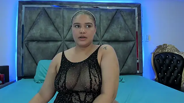 Snapshot of Danielaandximena chatting on 01-11-25, 06:35 Danielaandximena online show from 01-11-25, 06:35