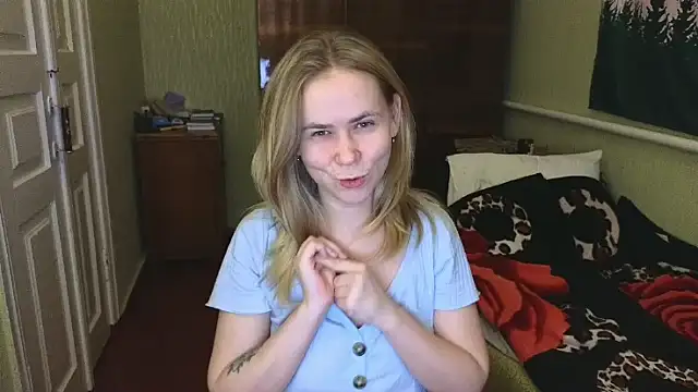 Riley Roo online show from 12-07-24, 04:36