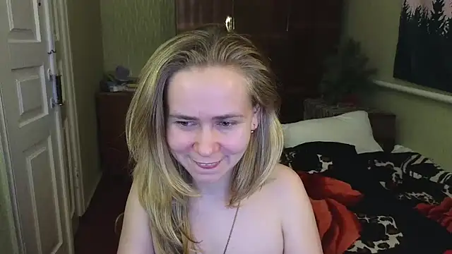 Riley Roo online show from 12-24-24, 10:06