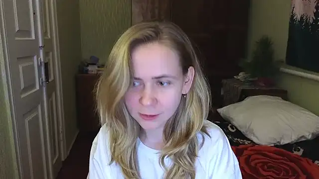 Riley Roo online show from 12-27-24, 09:43