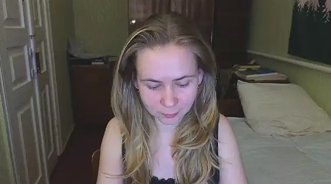 Riley Roo online show from 02-20-25, 05:51