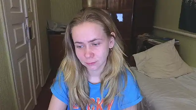 Riley Roo online show from 02-28-25, 05:59