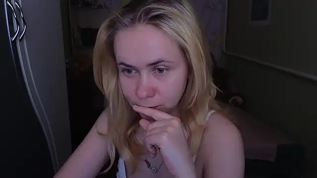 Riley Roo online show from 03-23-26, 09:13