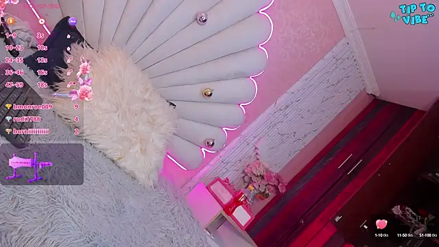 Sophia smith0 online show from 12-14-24, 11:56