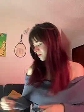 SuzzyyM online show from 06-26-26, 12:04
