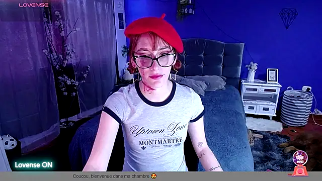 IsaBaileys  online show from 10-27-25, 08:35