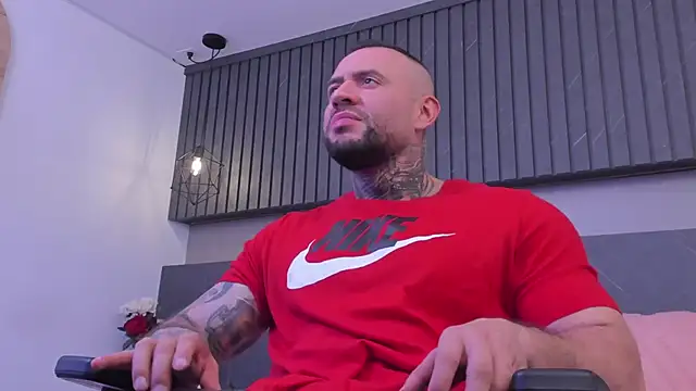 BruceDallas online show from 12-01-24, 09:04