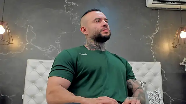 BruceDallas online show from 12-17-24, 08:43