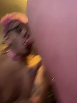 Snapshot of Mune_Raez_6 chatting on 01-10-26, 09:41 Mune Raez 6 online show from 01-10-26, 09:41