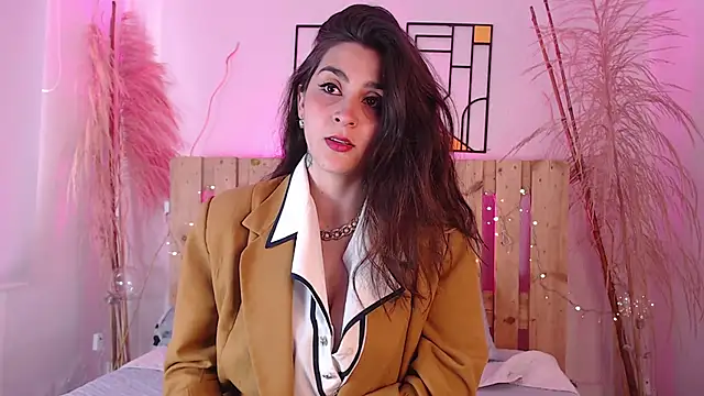 emily amaya online show from 03-18-25, 08:26