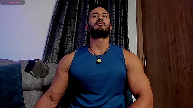 Snapshot of curt_xxx chatting on 02-26-26, 02:43 curt xxx online show from 02-26-26, 02:43