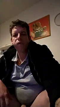 Knuffelstaaf123 online show from 11-06-25, 12:33