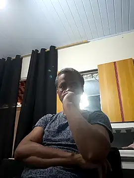 Snapshot of JeanJavert chatting on 12-15-24, 03:53 JeanJavert online show from 12-15-24, 03:53