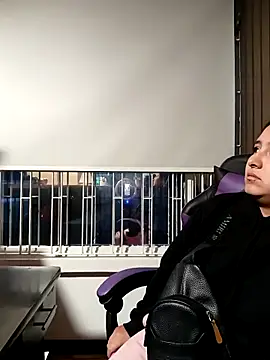 Cute Penelope online show from 11-14-25, 11:20