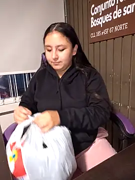 Cute Penelope online show from 12-15-25, 11:14