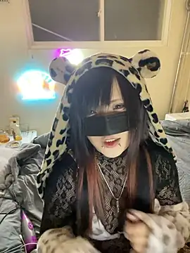 Snapshot of miyabi_room chatting on 10-29-25, 12:07 miyabi room online show from 10-29-25, 12:07