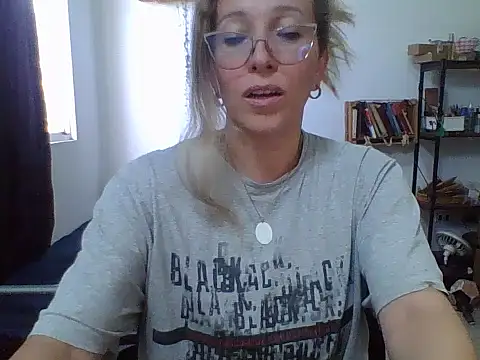Snapshot of charlott_ponce chatting on 06-23-26, 08:07 charlott ponce online show from 06-23-26, 08:07