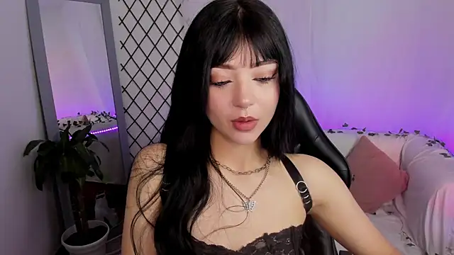  mia collins b  online show from 05-14-26, 11:00
