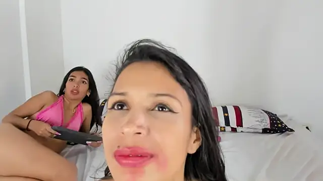 SweetYoungs  online show from 02-06-25, 08:23