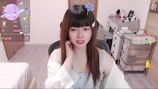 Snapshot of a0513 chatting on 07-11-26, 03:26 a0513 online show from 07-11-26, 03:26