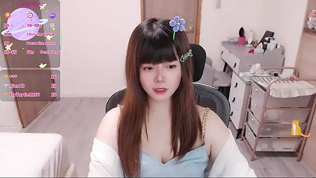 Snapshot of a0513 chatting on 07-15-26, 03:39 a0513 online show from 07-15-26, 03:39