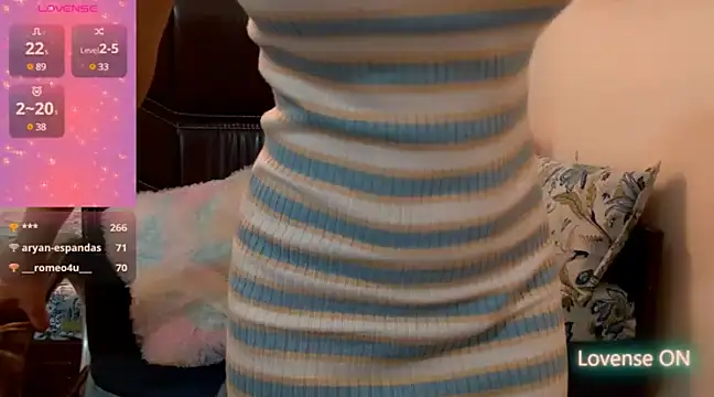 Snapshot of adore_khushbu chatting on 12-19-24, 06:23 adore khushbu online show from 12-19-24, 06:23