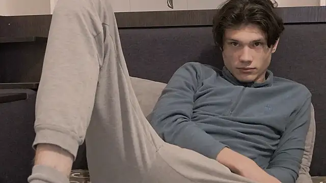 Snapshot of CalvinCay chatting on 01-27-25, 05:36 CalvinCay online show from 01-27-25, 05:36